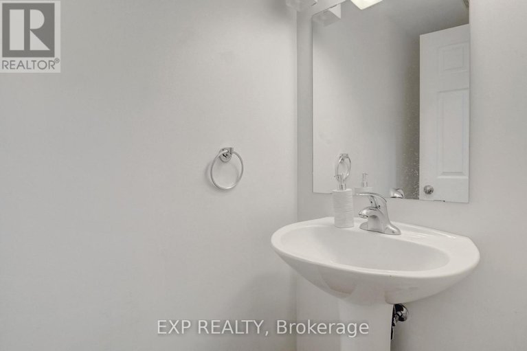 29195503/4-1220-mcwatters-road/queensway-terrace-southridgeview/ottawa/ontario/K2C3Y1_14