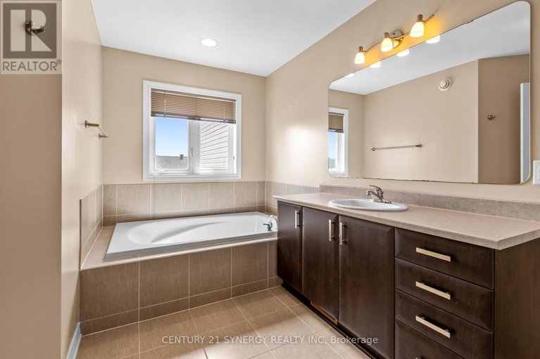 29575083/430-foxhall-way/bridlewood/ottawa/ontario/K2M0G1_26