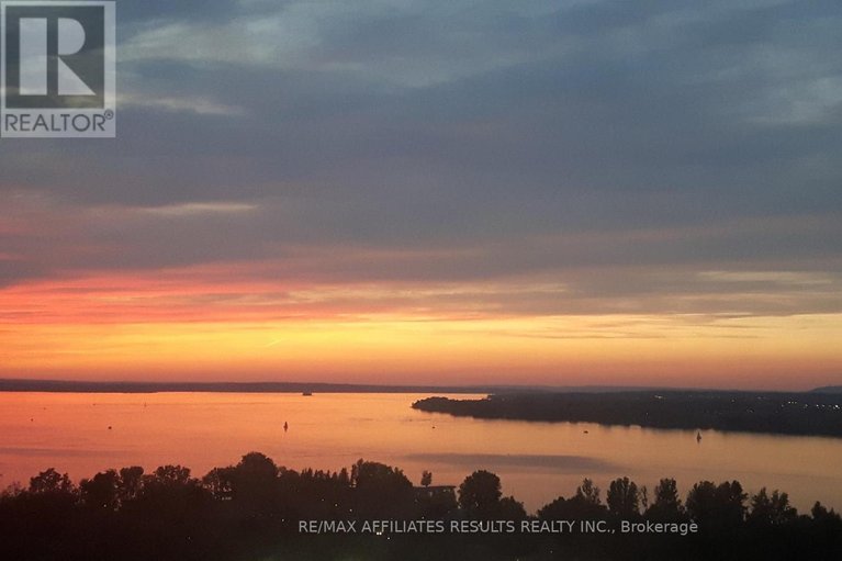 29670828/2110-415-greenview-avenue/britannia/ottawa/ontario/K2B8G5_32