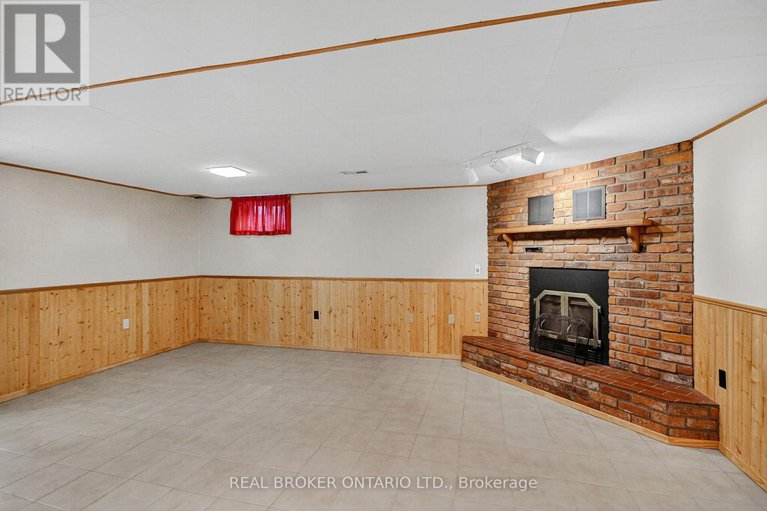 29078632/89-country-lane-w/glencairnhazeldean/ottawa/ontario/K2L1J4_23