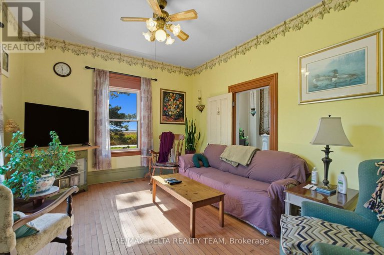 29052070/12633-north-wing-road/north-dundas-winchester-twp/north-dundas/ontario/K0C2K0_10