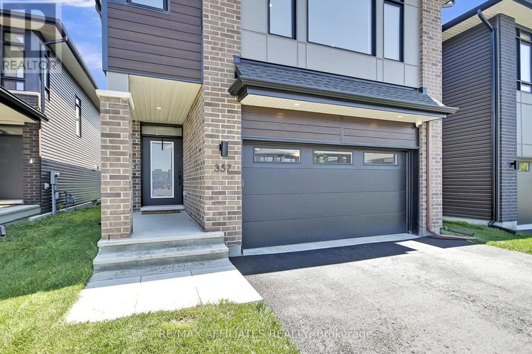 28932599/357-shoveler-grove/riverside-southgloucester-glen/ottawa/ontario/K4M1B2_2