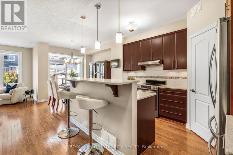 28931410/532-rochefort-circle/avalon-west/ottawa/ontario/K4A0M8_5