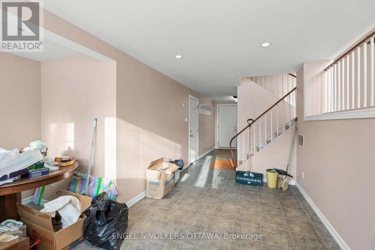 29184532/2626-elmhurst-street/queensway-terrace-north/ottawa/ontario/K2B7N6_41