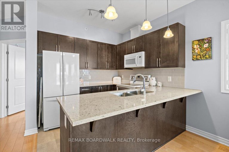 29439623/414-141-potts-private/notting-hillsummerside/ottawa/ontario/K4A0X9_14