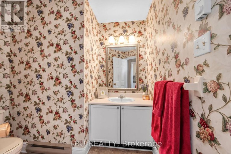 29555386/308-1-rosamond-street-e/almonte/mississippi-mills/ontario/K0A1A0_37