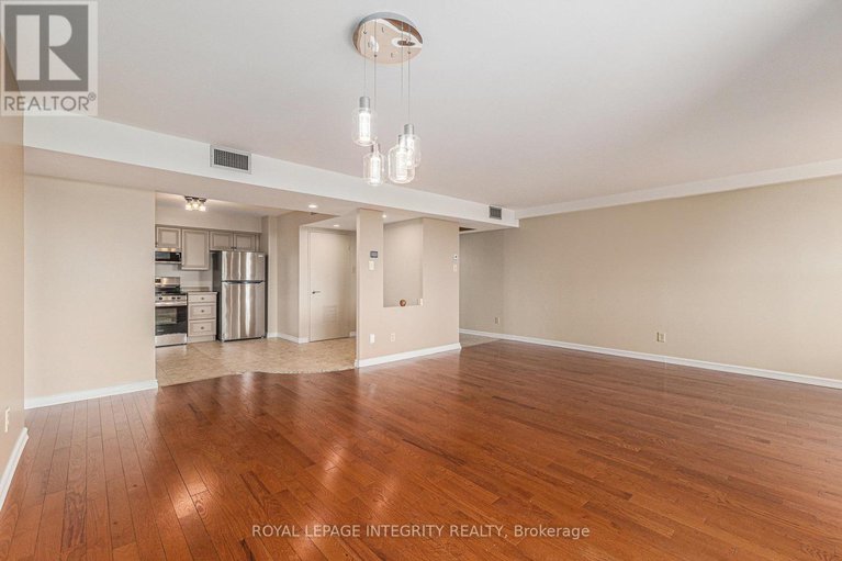 28892275/602-50-emmerson-avenue/mechanicsville/ottawa/ontario/K1Y4P7_8