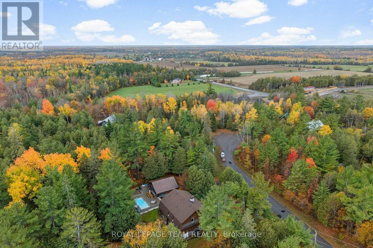 29441818/9-hubertine-gate/remainder-of-stittsville-area/ottawa/ontario/K2S1S5_98