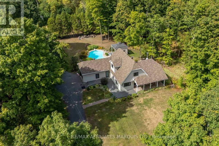 29081441/18723-county-18-road/south-glengarry-charlottenburgh-twp/south-glengarry/ontario/K0C1S0_40