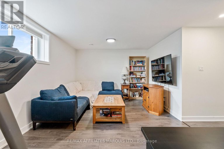 29391594/106-bishop-street-s/alexandria/north-glengarry/ontario/K0C1A0_25