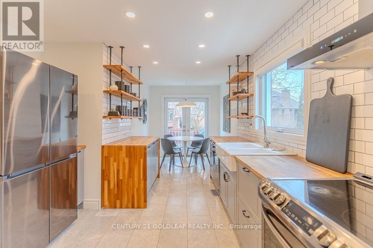 29669165/6-pemberton-crescent/manordale/ottawa/ontario/K2G4Y9_8