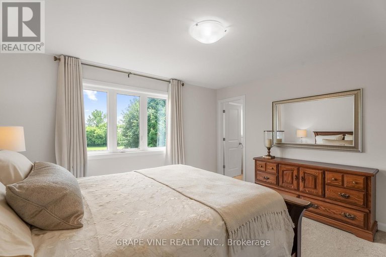 28597802/148-attwell-private/morgans-grantsouth-march/ottawa/ontario/K2K0P6_22