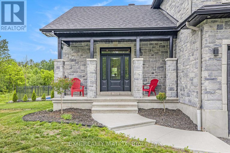 28501475/3253-maisonneuve-road/clarencerockland-twp/clarence-rockland/ontario/K0A3N0_4