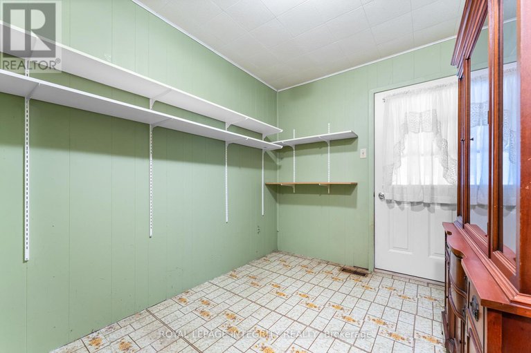 28928918/17-second-avenue/village-of-russell/russell/ontario/K4R1E2_12