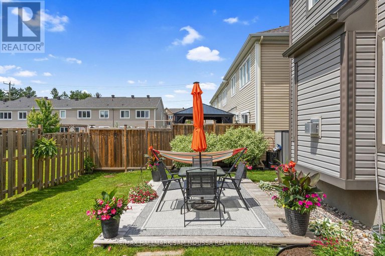 28482187/111-santolina-street/stittsville-north/ottawa/ontario/K2S0W9_34