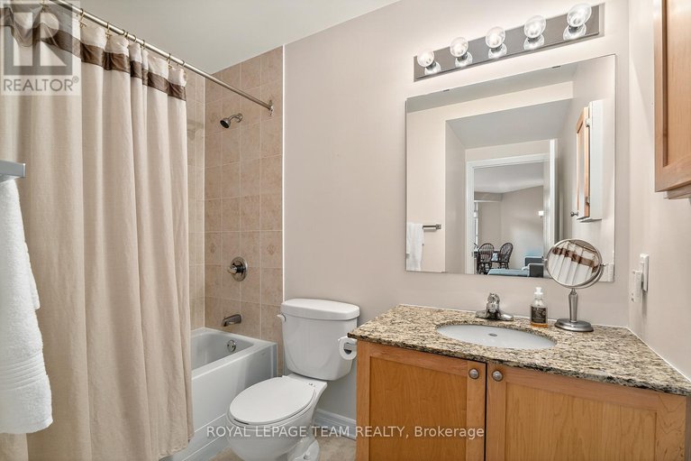 29430008/230-205-bolton-street/lower-townbyward-market/ottawa/ontario/K1N1K7_32