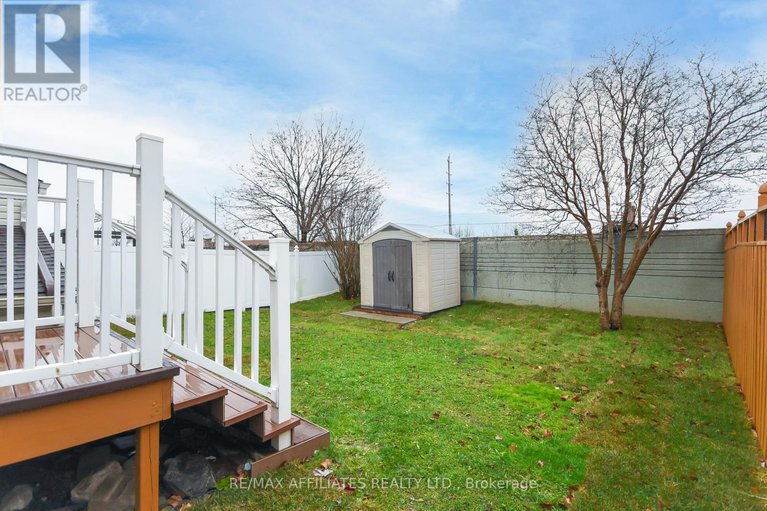 28479227/1980-scully-way-s/fallingbrookgardenway-south/ottawa/ontario/K4A4H2_34