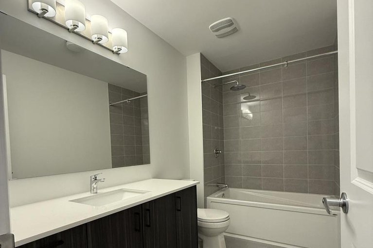 29172470/526-reflection-street/orleans-village/ottawa/ontario/K1W0S8_32