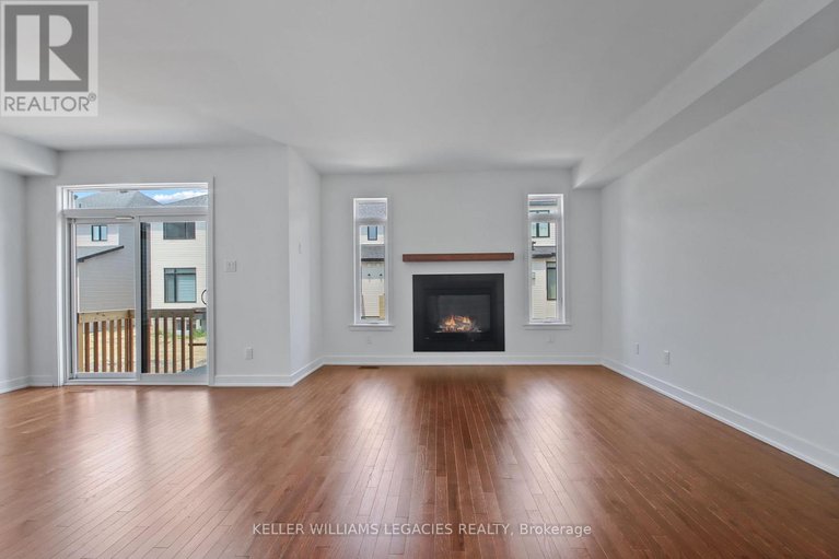 28608442/11-mendoza-way/emerald-meadowstrailwest/ottawa/ontario/K2S1B6_9