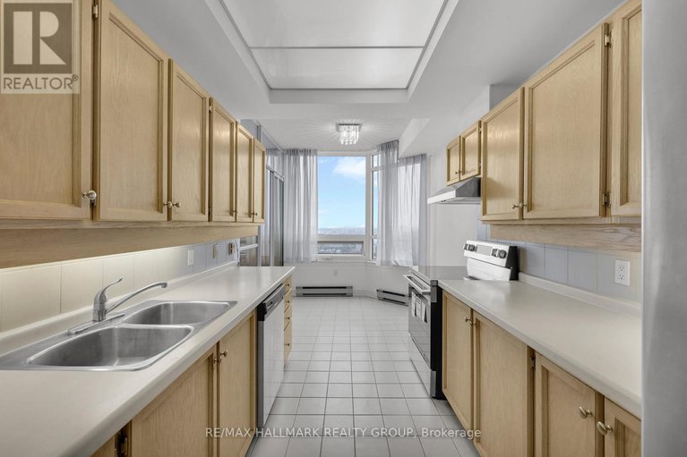 28921400/2204-1480-riverside-drive/riverview-park/ottawa/ontario/K1G5H2_18
