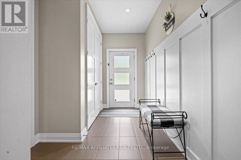 29024438/1610-linkland-court/cumberland-estates/ottawa/ontario/K4C0A5_26