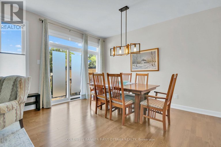 28739997/893-artemis-circle/manotick-south-to-roger-stevens/ottawa/ontario/K4M0H7_11