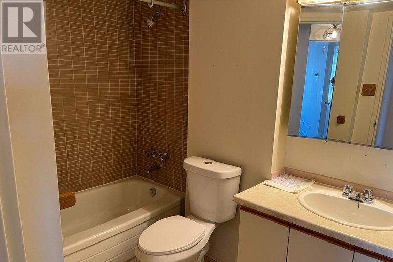 29411119/708-80-sandcastle-drive/leslie-park/ottawa/ontario/K2H9E7_18