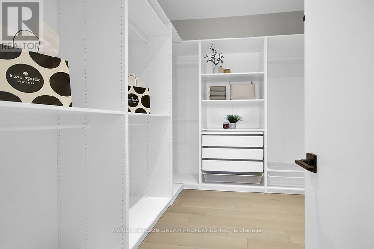 28967475/1070-green-jacket-crescent/greely/ottawa/ontario/K4P0G6_30