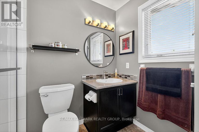 29008692/1915-orchardview-avenue/fallingbrookgardenway-south/ottawa/ontario/K4A3H1_20