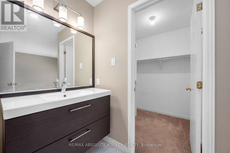 29164977/1679-greywood-drive/chateauneuf/ottawa/ontario/K1C4W3_18