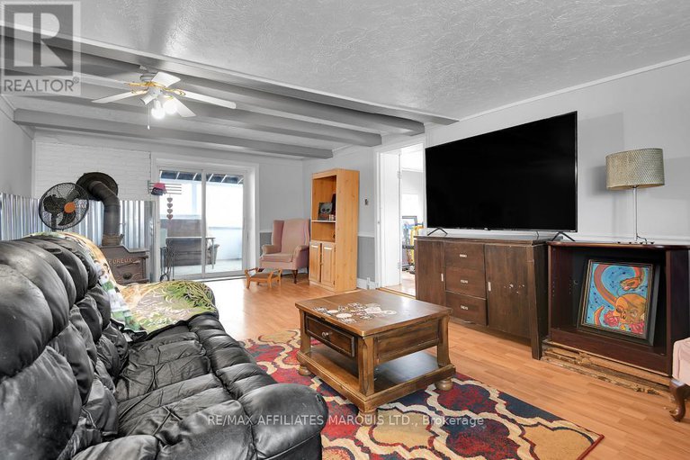 29112425/4872-nine-mile-road/south-glengarry-charlottenburgh-twp/south-glengarry/ontario/K0C1S0_16