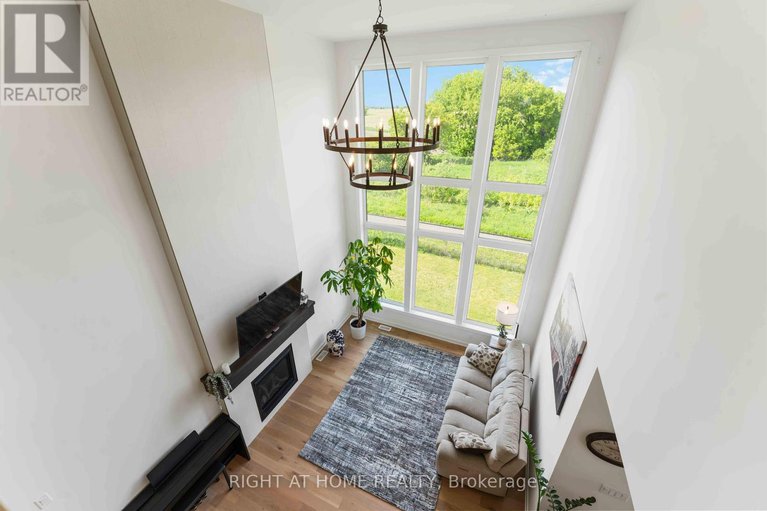 28377550/707-kirkham-crescent/btwn-franktown-rd-fallowfield-rd/ottawa/ontario/K0A2Z0_16