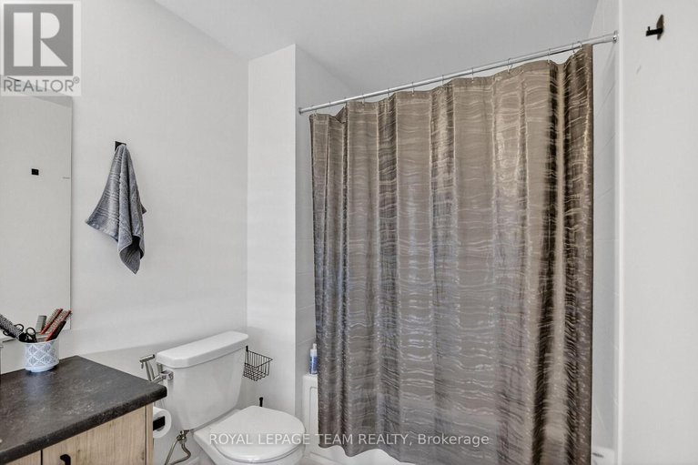 29348581/136-main-halyard-lane/half-moon-bay/ottawa/ontario/K2J7B5_22