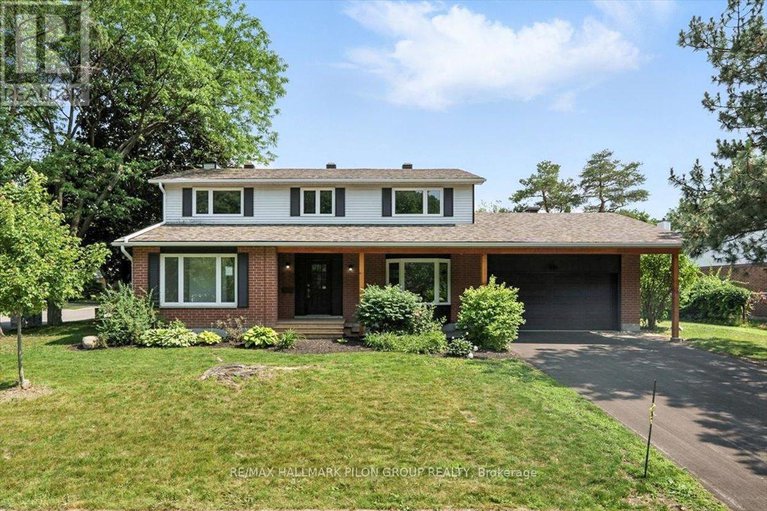 28647832/126-hawk-crescent/hunt-clubwestern-community/ottawa/ontario/K1V9G7_1