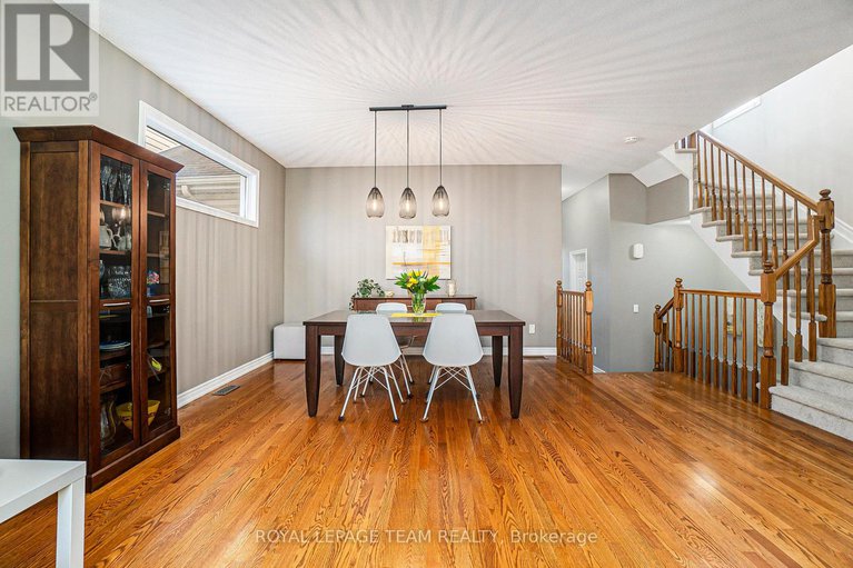 28937544/369-glenbrae-avenue/morgans-grantsouth-march/ottawa/ontario/K2W0C2_6