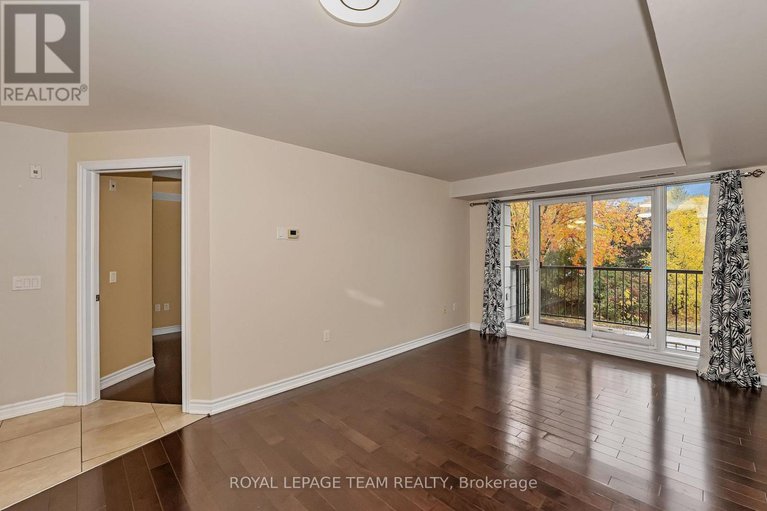 29030481/206-14-norice-street/meadowlandscrestview/ottawa/ontario/K2G2X4_11