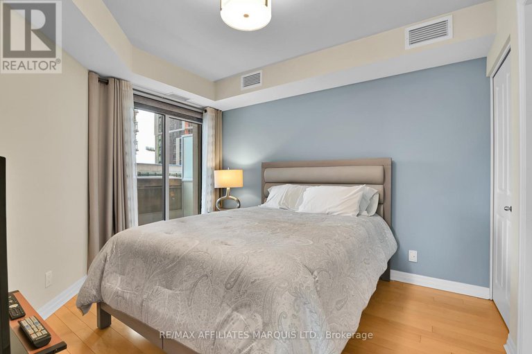 28303056/301-242-rideau-street/sandy-hill/ottawa/ontario/K1N0B7_19