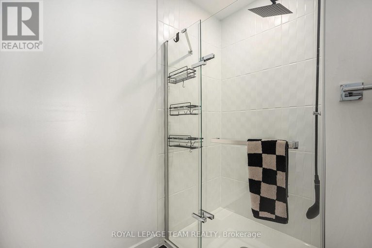 28208747/58-arinto-place/emerald-meadowstrailwest/ottawa/ontario/K2S2R7_21