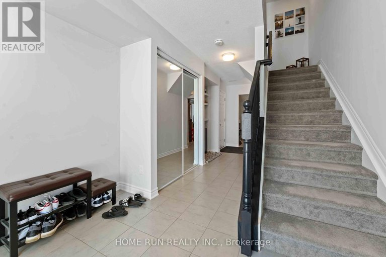 29481874/2084-leinster-circle/stittsville-north/ottawa/ontario/K2S2Z5_2