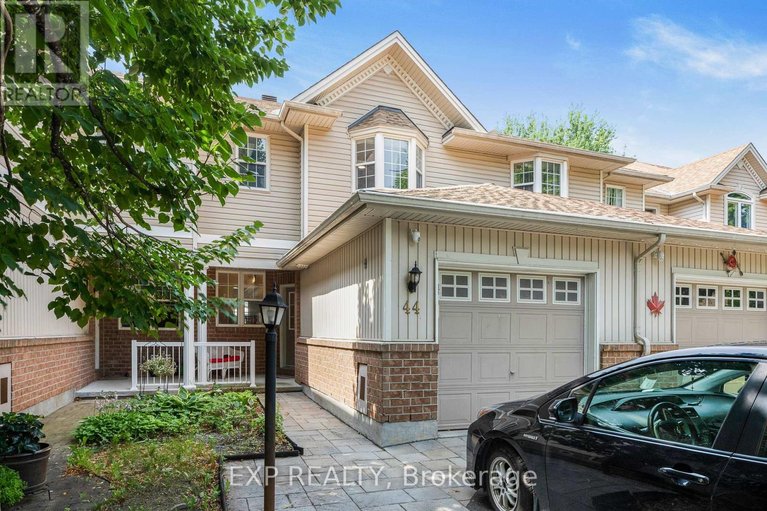 29634181/44-tobermory-crescent/morgans-grantsouth-march/ottawa/ontario/K2K3M4_1