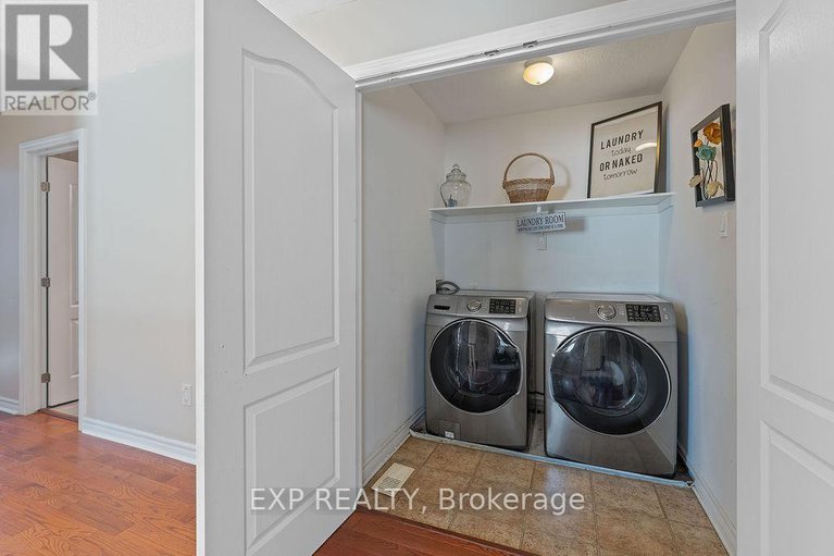 28971340/4085-kelly-farm-drive/blossom-parkkemp-parkfindlay-creek/ottawa/ontario/K1T4J3_38