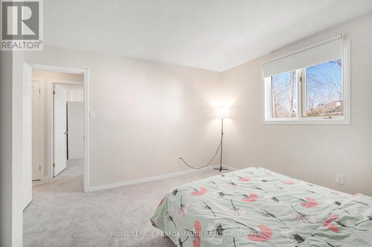 29524227/56-ipswich-terrace/morgans-grantsouth-march/ottawa/ontario/K2K2R3_19