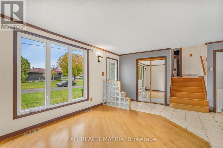 28991859/29-louise-crescent/embrun/russell/ontario/K0A1W0_5