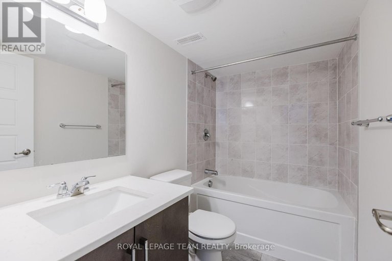 28640358/611-fenwick-way/stonebridge/ottawa/ontario/K2J7E5_29