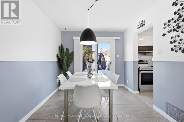 29615980/1456-prestone-drive/bilberry-creekqueenswood-heights/ottawa/ontario/K1E1M4_5