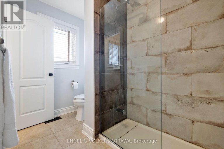 29617502/453-rahul-crescent/mooneys-bay/ottawa/ontario/K2C4H8_37