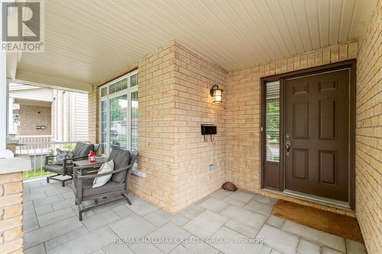 28777337/182-felicity-crescent/mer-bleuebradley-estatesanderson-park/ottawa/ontario/K1W0C2_3