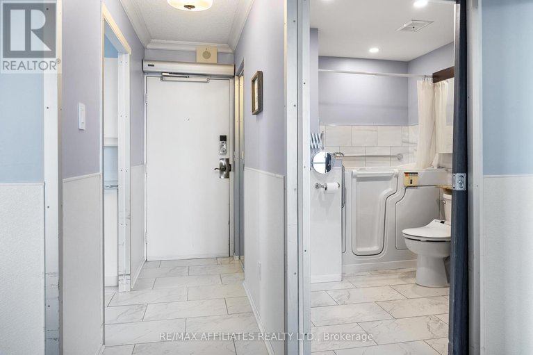 28925506/2305-1025-richmond-road/woodroffe/ottawa/ontario/K2B8G8_17