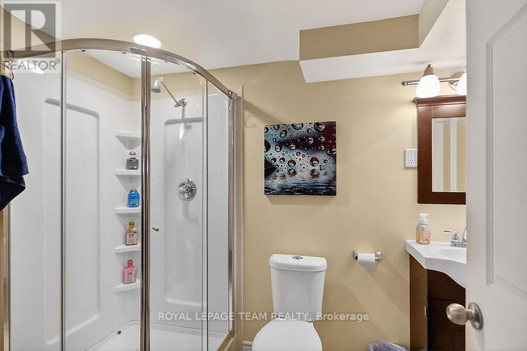 29130888/104-versilia-drive/barrhaven-east/ottawa/ontario/K2G7E4_29