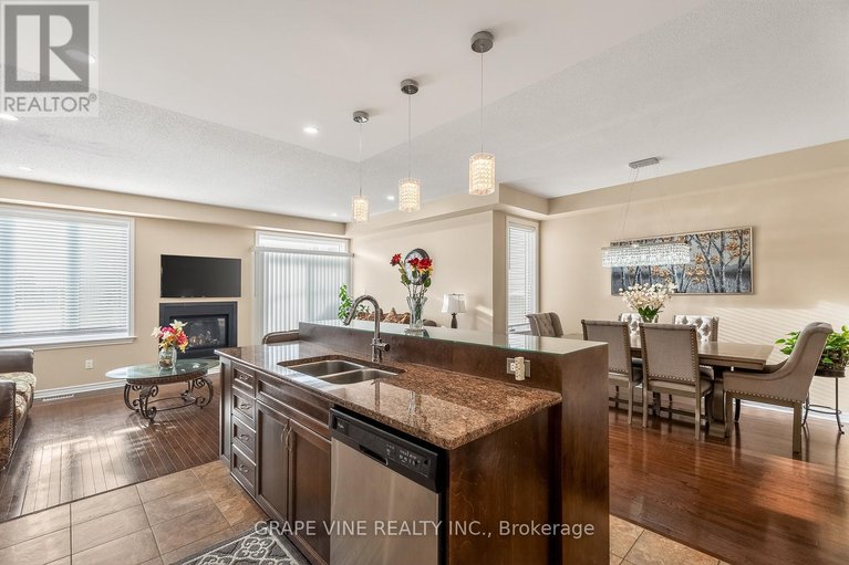 29384781/1217-alson-mills-way/emerald-meadowstrailwest/ottawa/ontario/K2M0C8_14